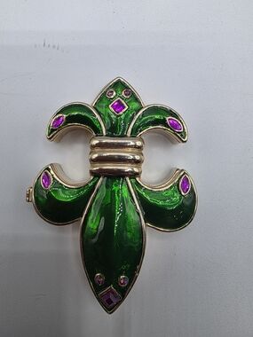 Green Fleur-de-Lis Enamel Trinket Box with Purple Accents